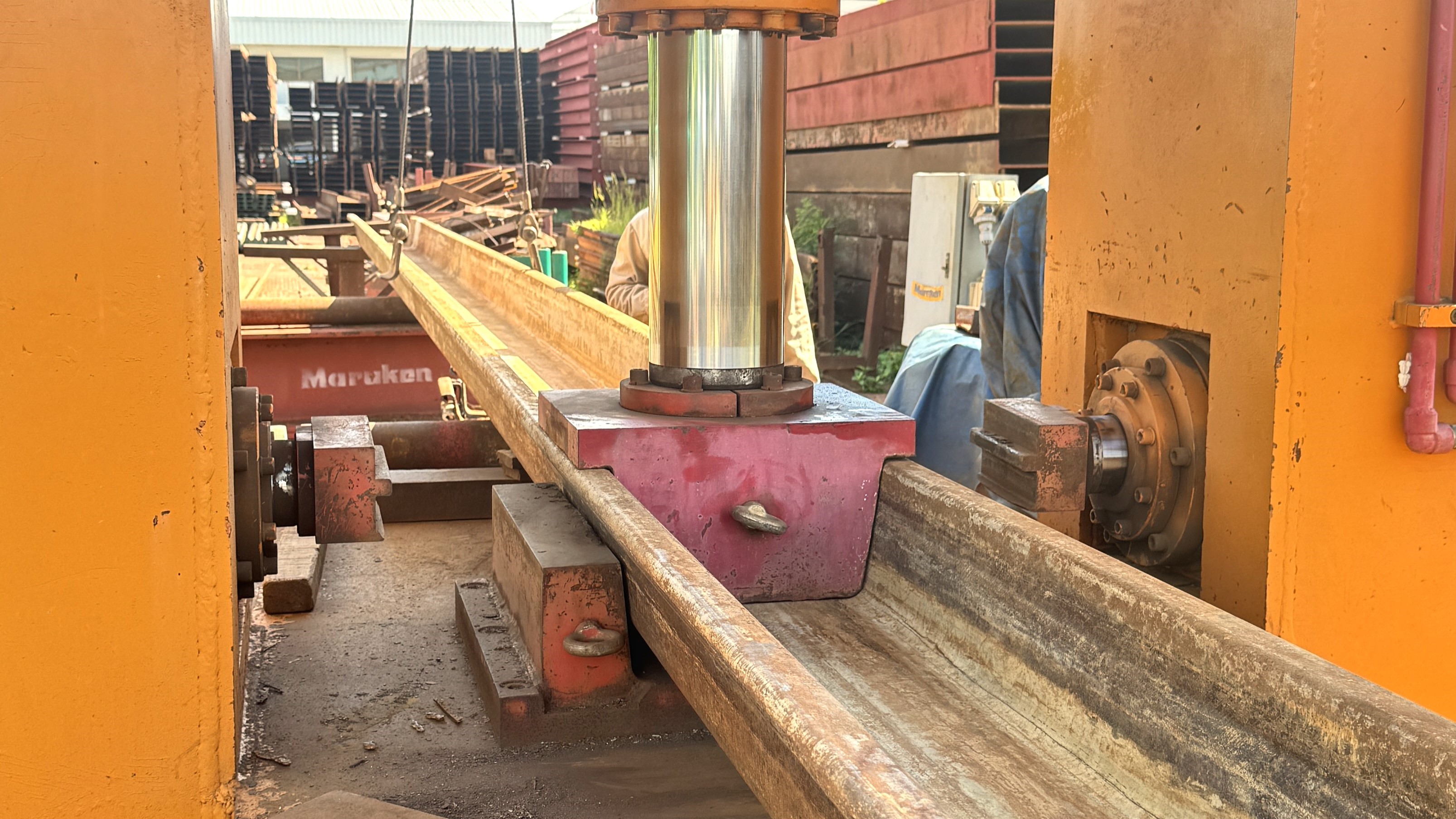 Bending Machine